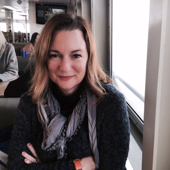 Meet your Posher, Kim - Picture 5 of 8